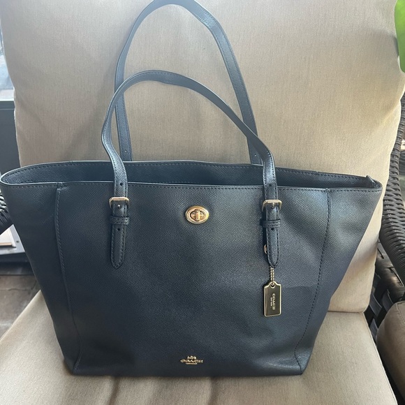 Coach Handbags - Coach 29086 Multifunction Crossgrain Leather Turnlock Tote Bag